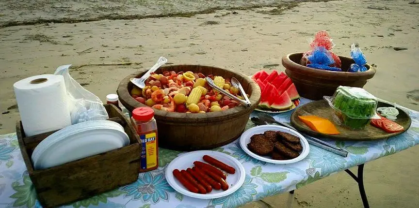 Lowcountry Boil Beachside Cookout