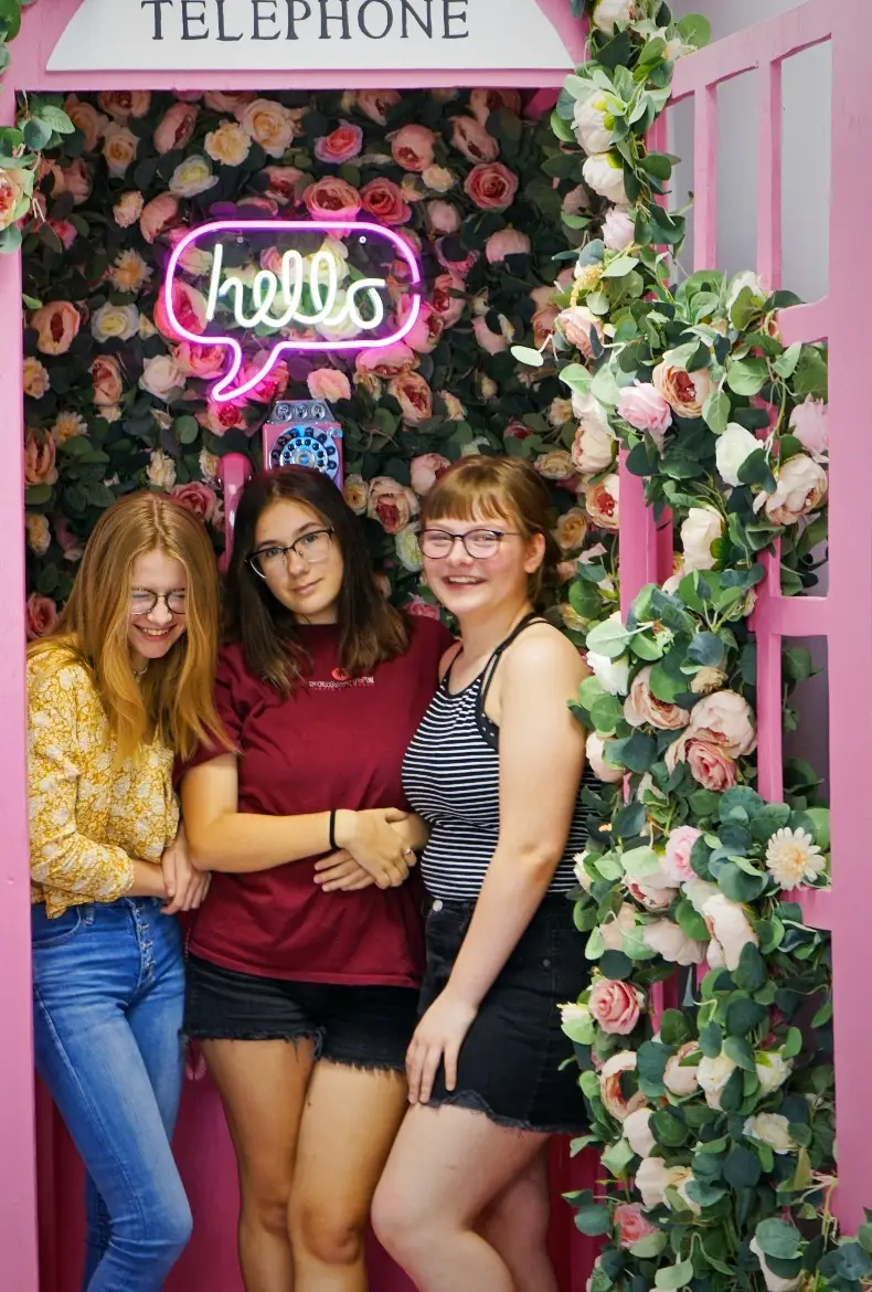 Selfie Addict Studio - Buy 3, Get 1 Free